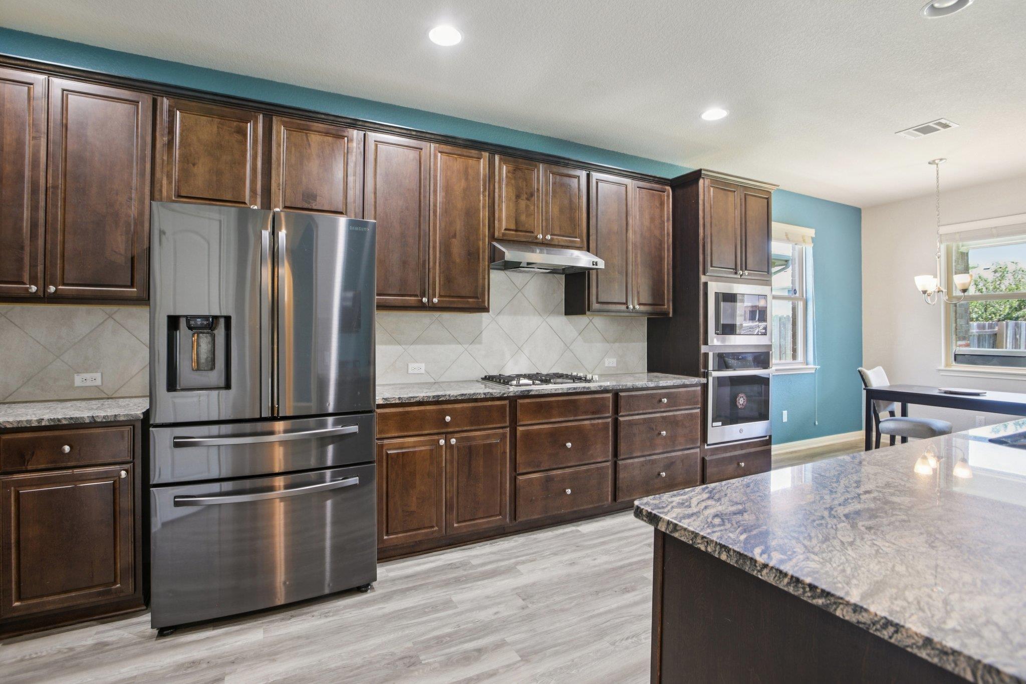 3200 Bravo Dr, Leander, TX 78641