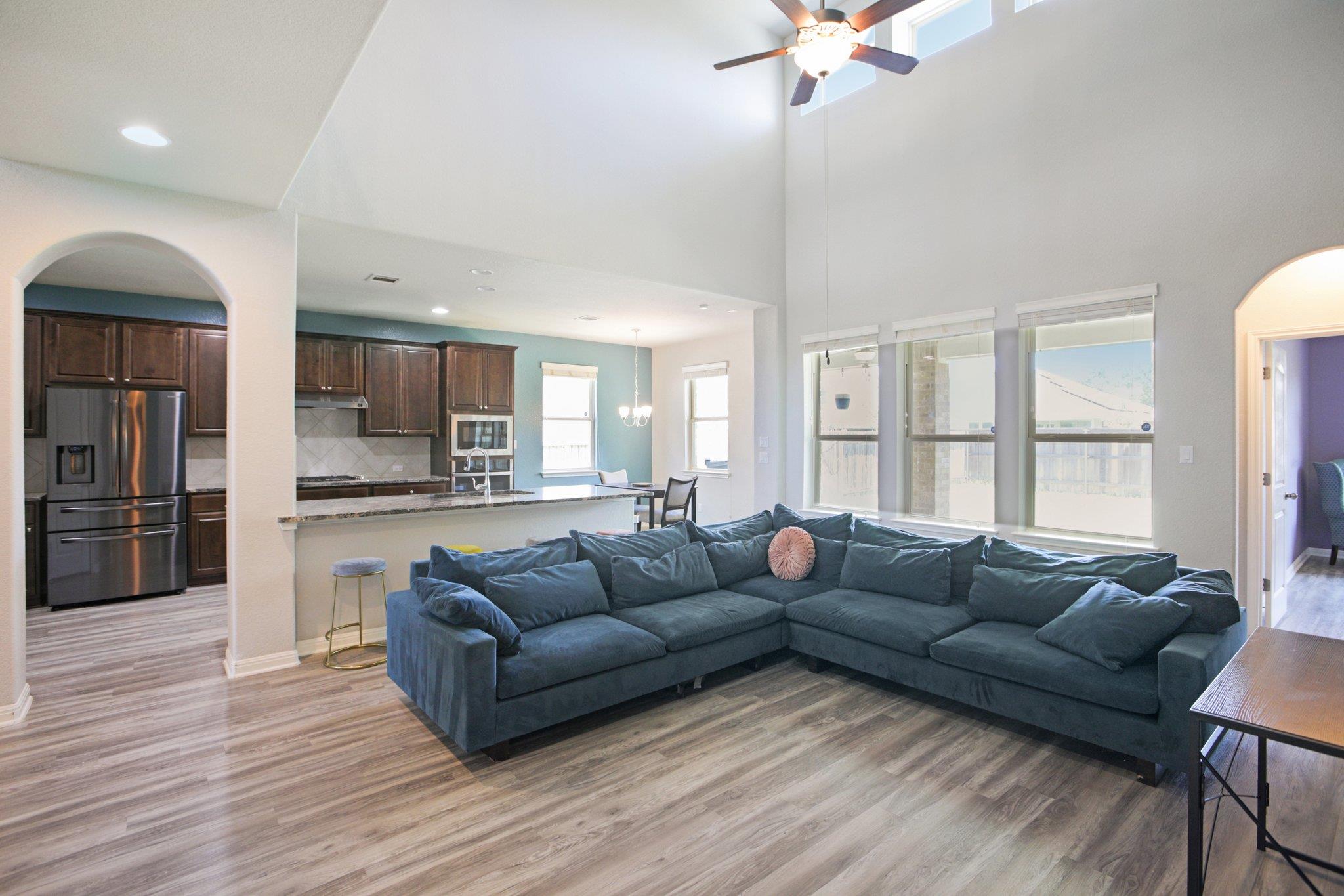 3200 Bravo Dr, Leander, TX 78641