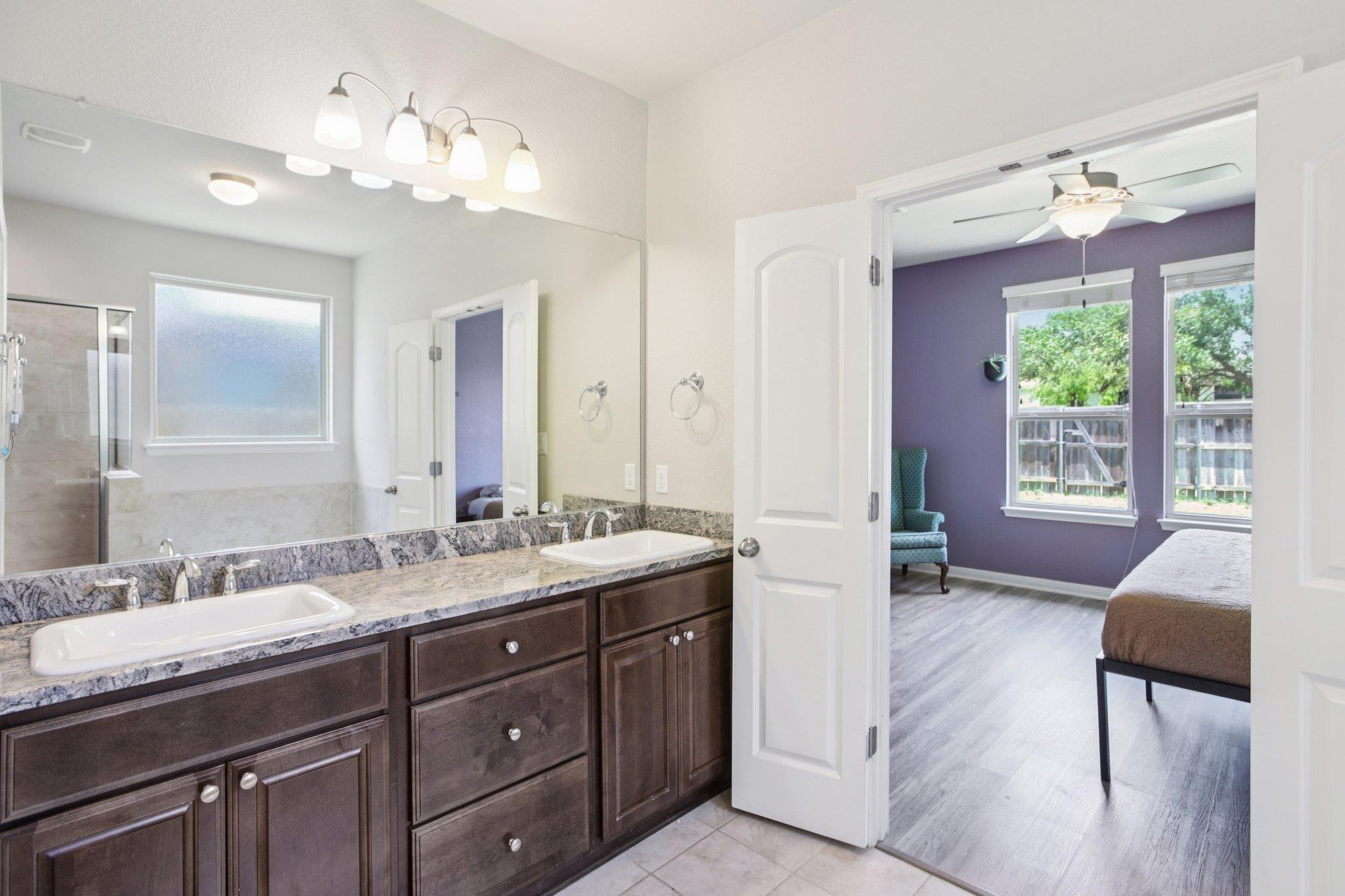 3200 Bravo Dr, Leander, TX 78641