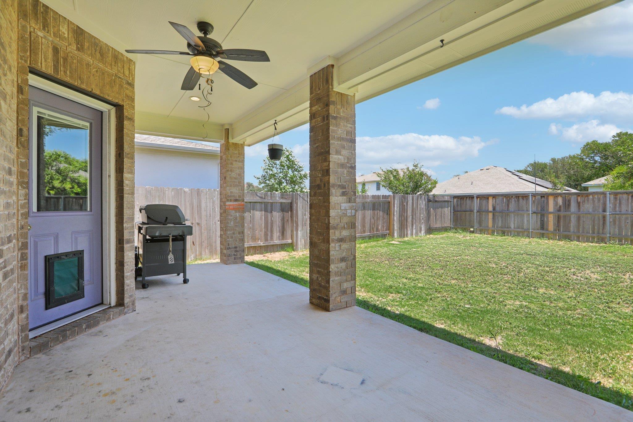3200 Bravo Dr, Leander, TX 78641