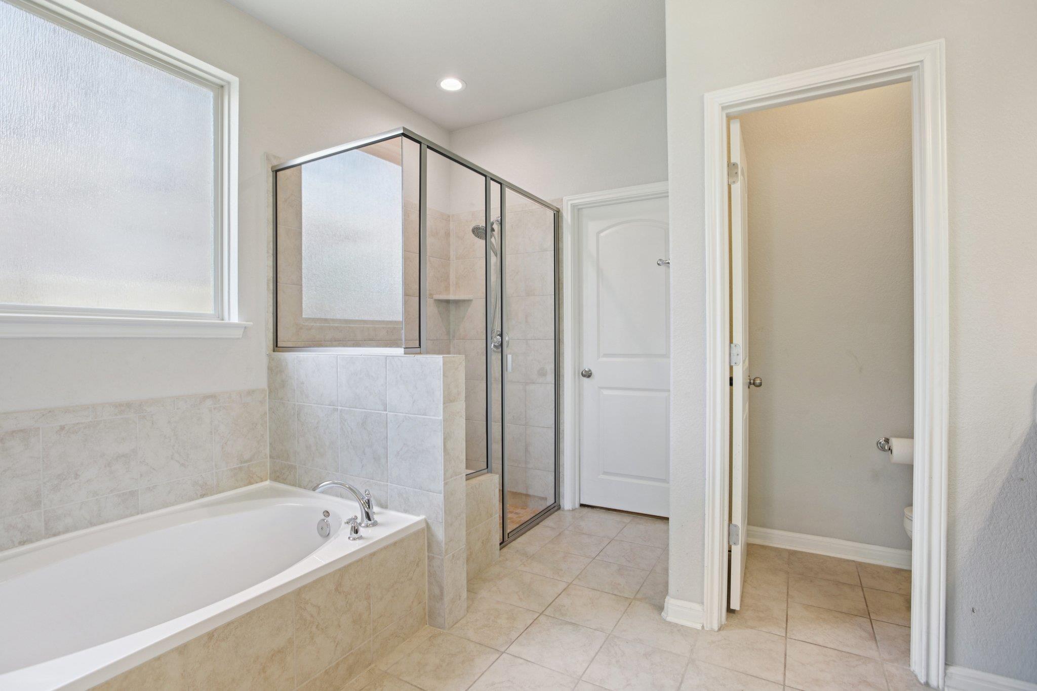 3200 Bravo Dr, Leander, TX 78641