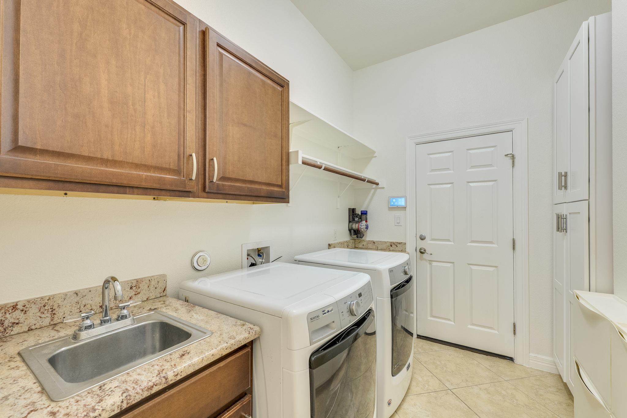 1003 Overlook Bnd, Leander, TX 78641
