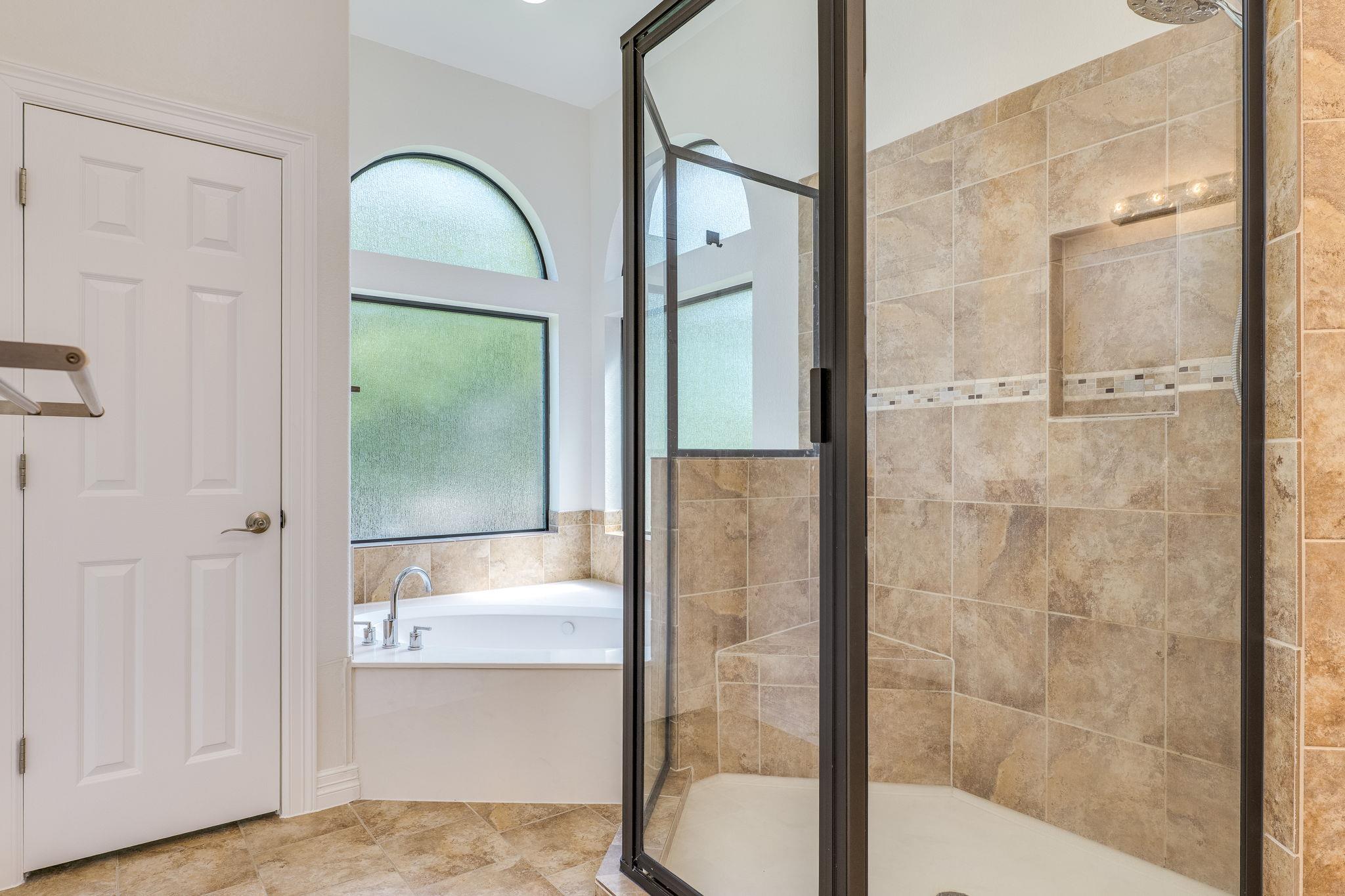 1003 Overlook Bnd, Leander, TX 78641