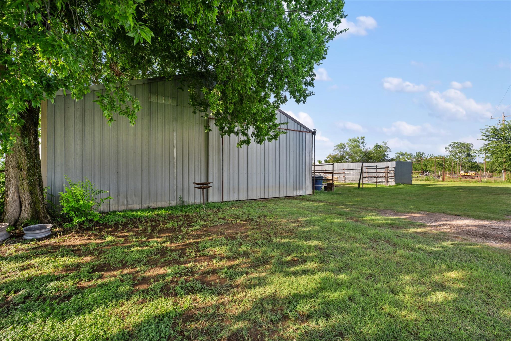 108 Whispering Pines Dr, Bastrop, TX 78602