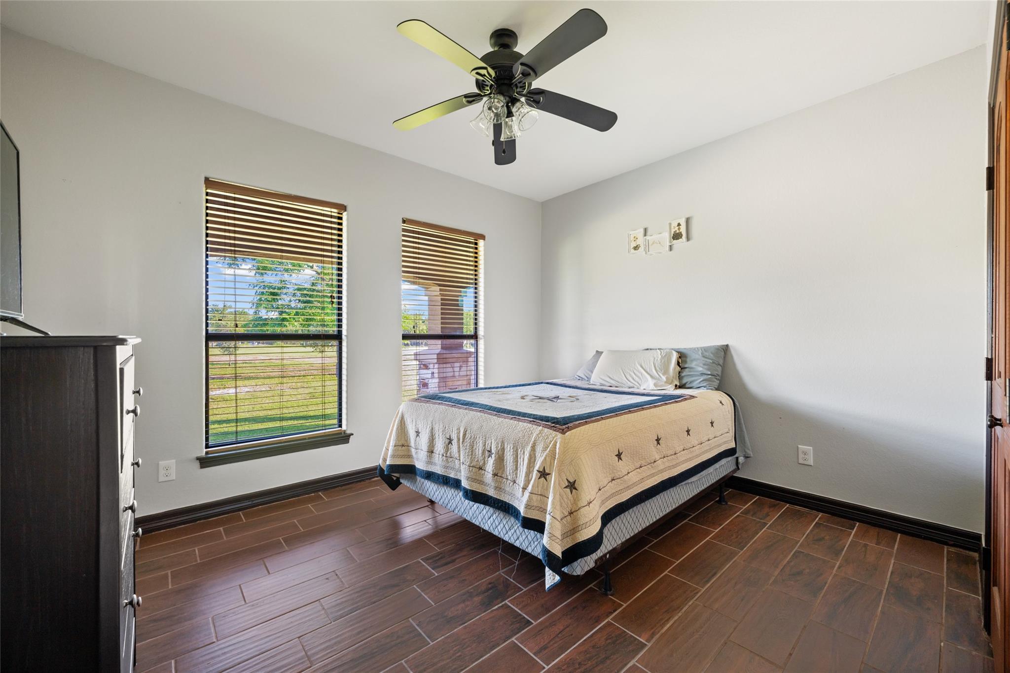 108 Whispering Pines Dr, Bastrop, TX 78602