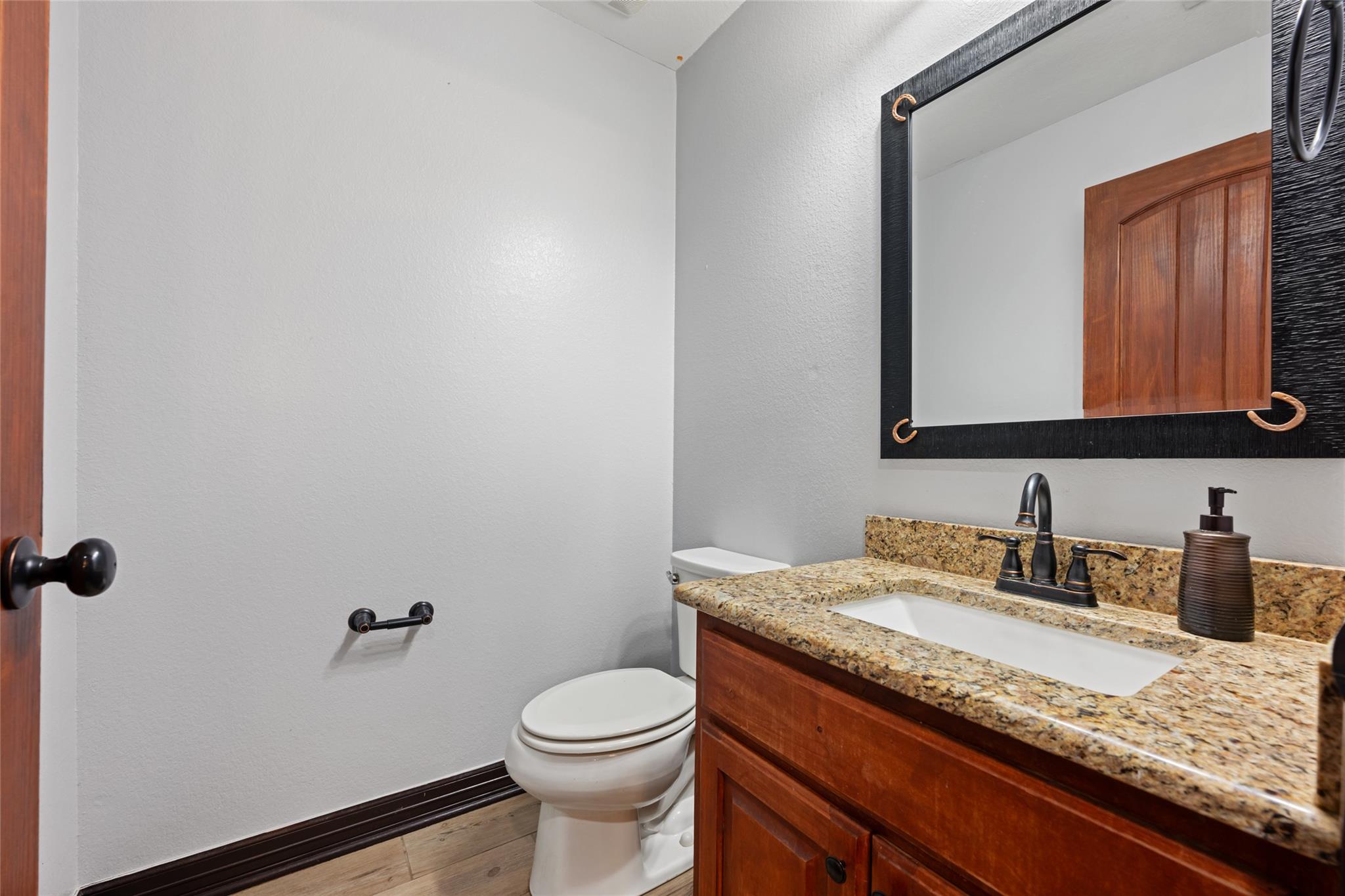 108 Whispering Pines Dr, Bastrop, TX 78602
