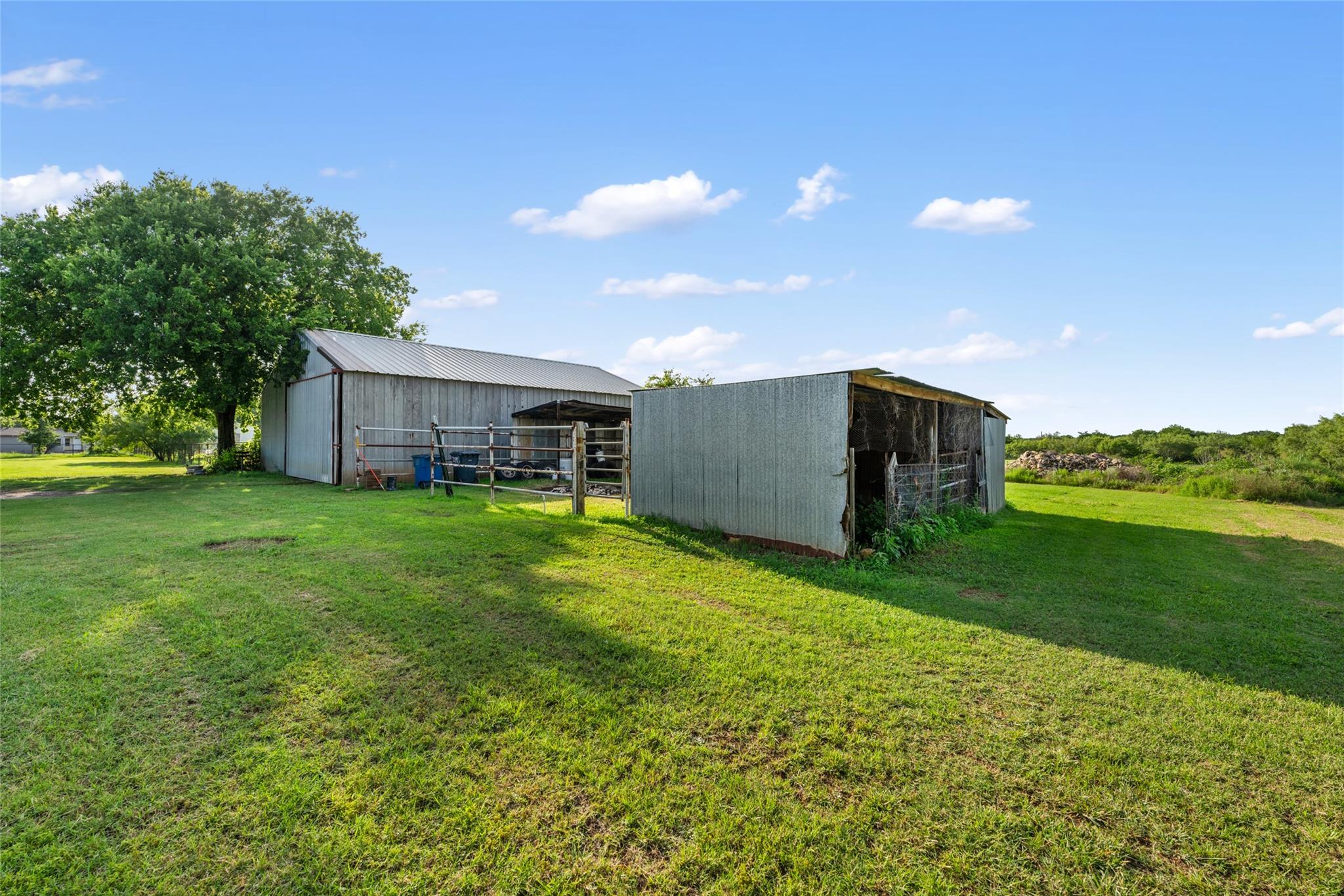 108 Whispering Pines Dr, Bastrop, TX 78602