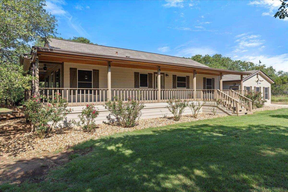 111 Lazy Trail Ct, Liberty Hill, TX 78642