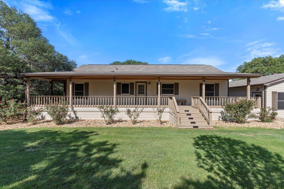 111 Lazy Trail Ct, Liberty Hill, TX 78642