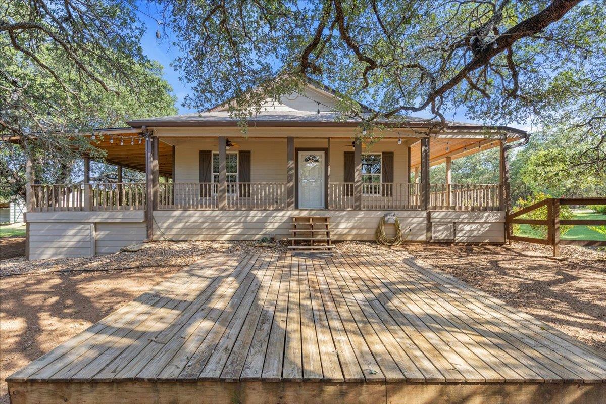 111 Lazy Trail Ct, Liberty Hill, TX 78642