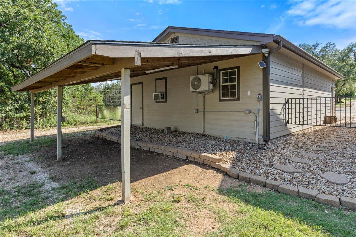 111 Lazy Trail Ct, Liberty Hill, TX 78642