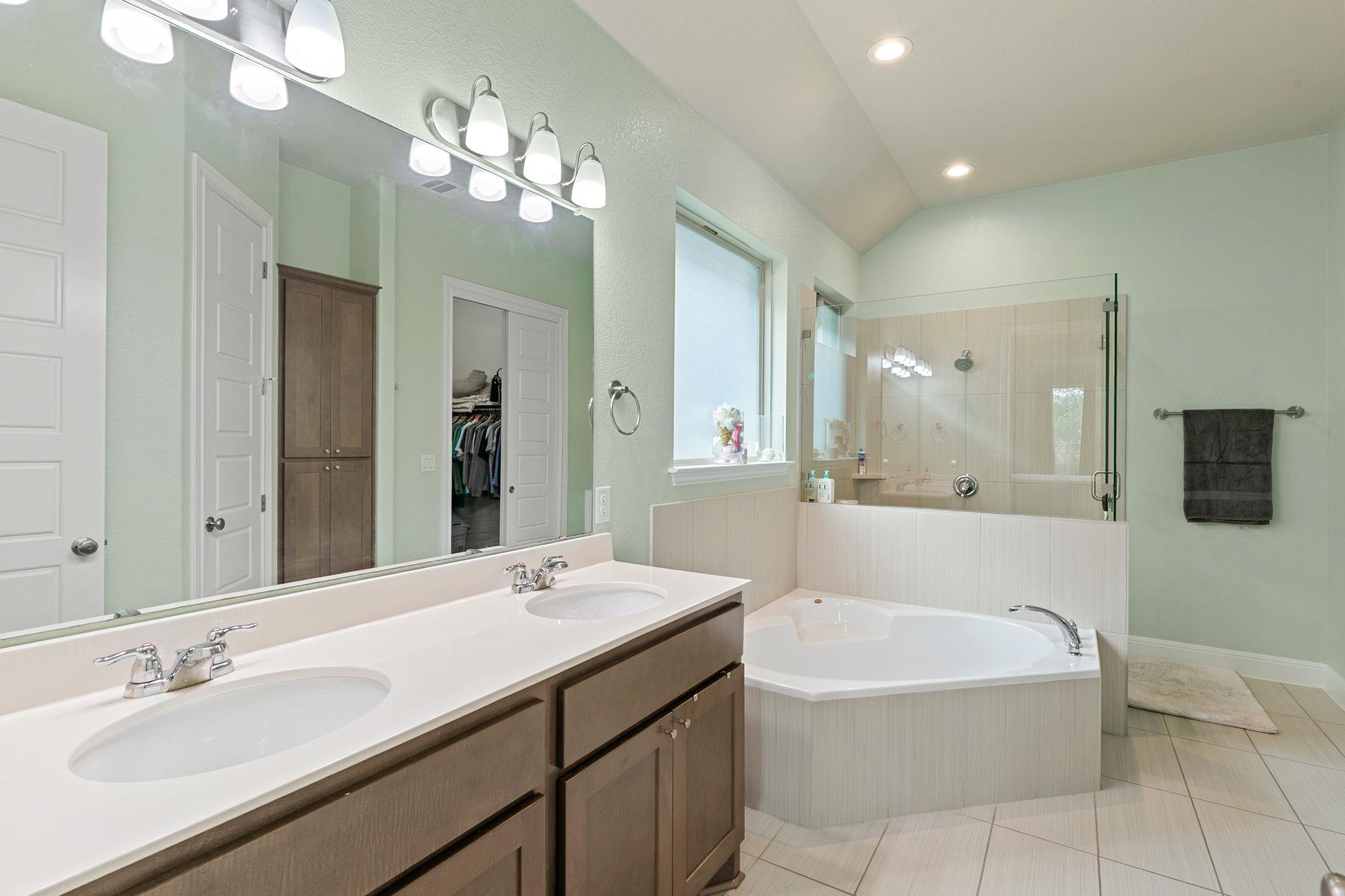 904 Astoria St, Cedar Park, TX 78613