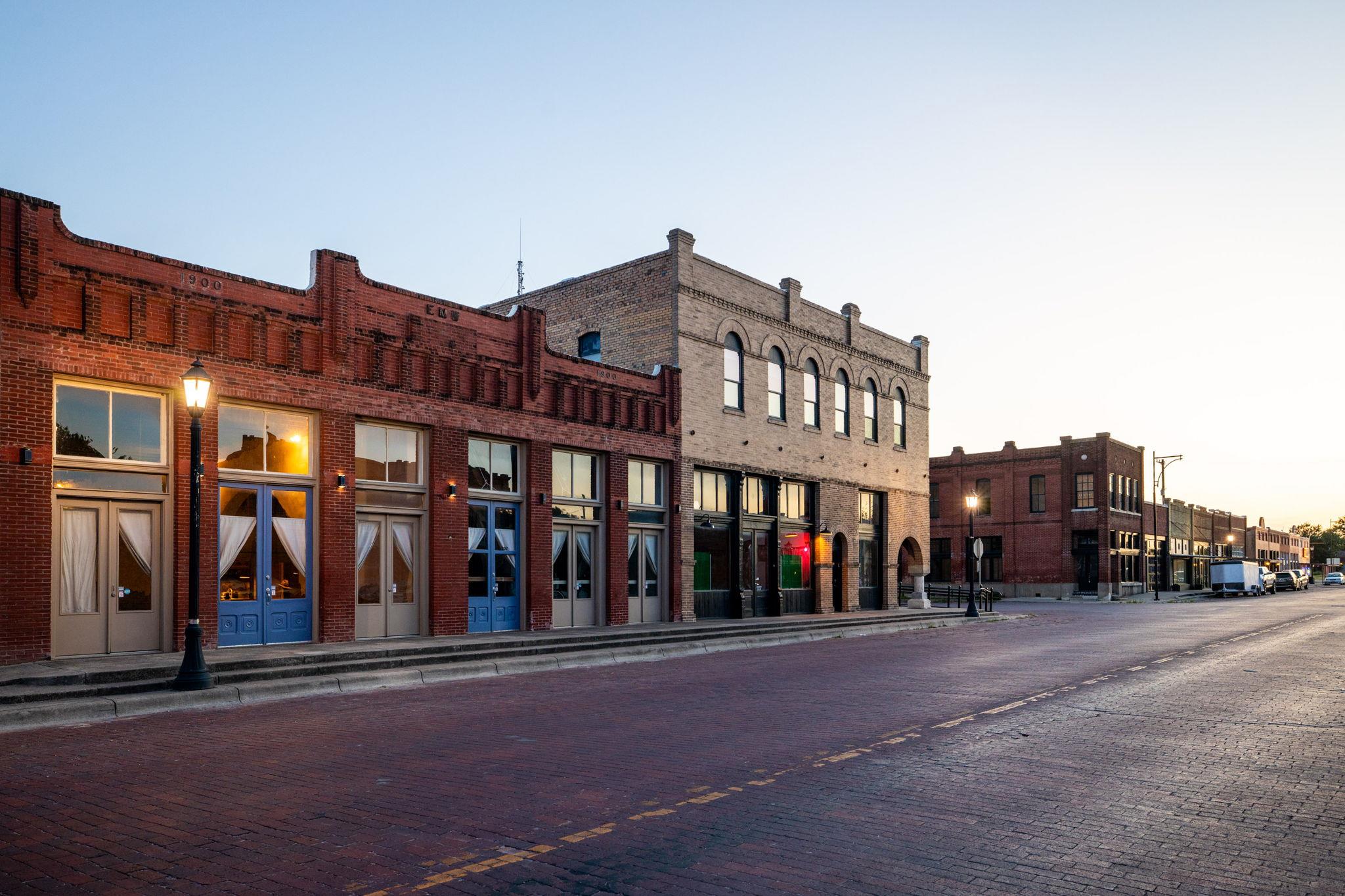 207 E Clark St, Bartlett, TX 76511