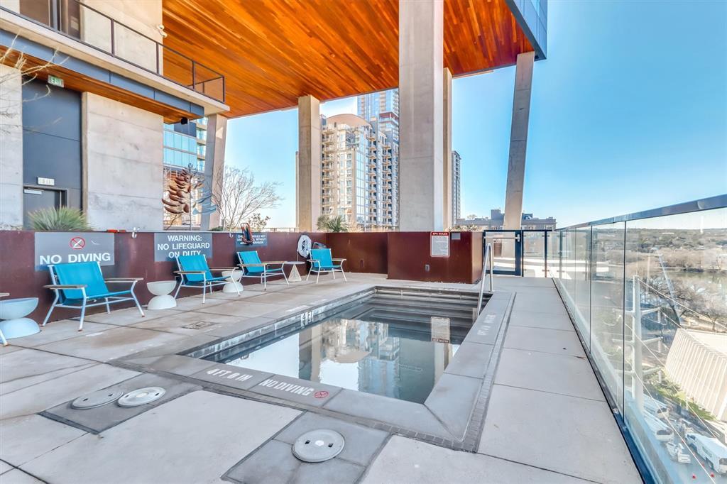 70 Rainey St # 2107, Austin, TX 78701