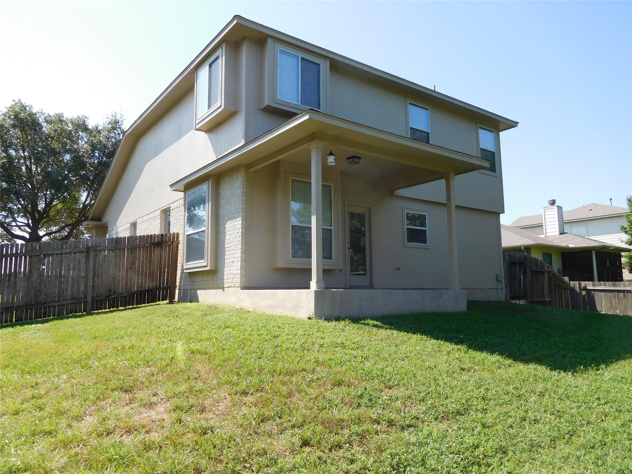 911 Middle Brook Dr, Leander, TX 78641