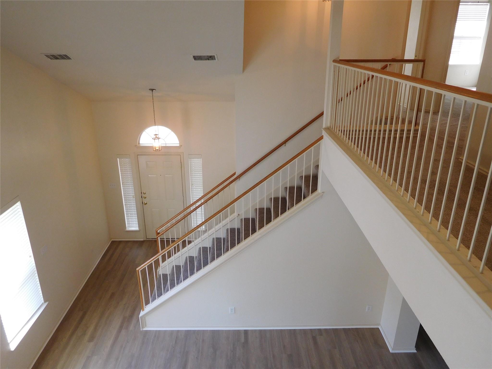 911 Middle Brook Dr, Leander, TX 78641