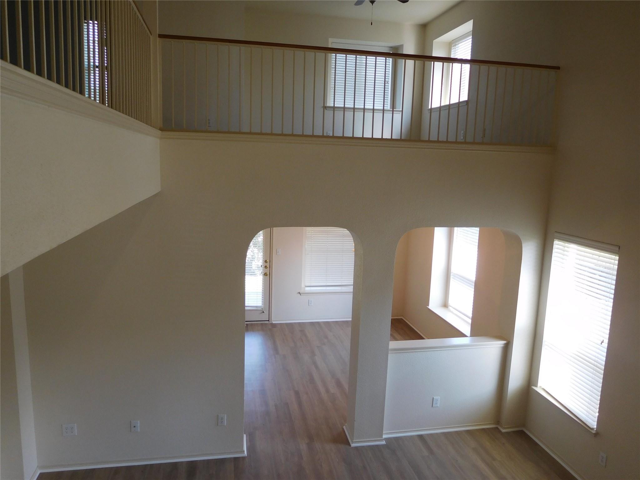 911 Middle Brook Dr, Leander, TX 78641