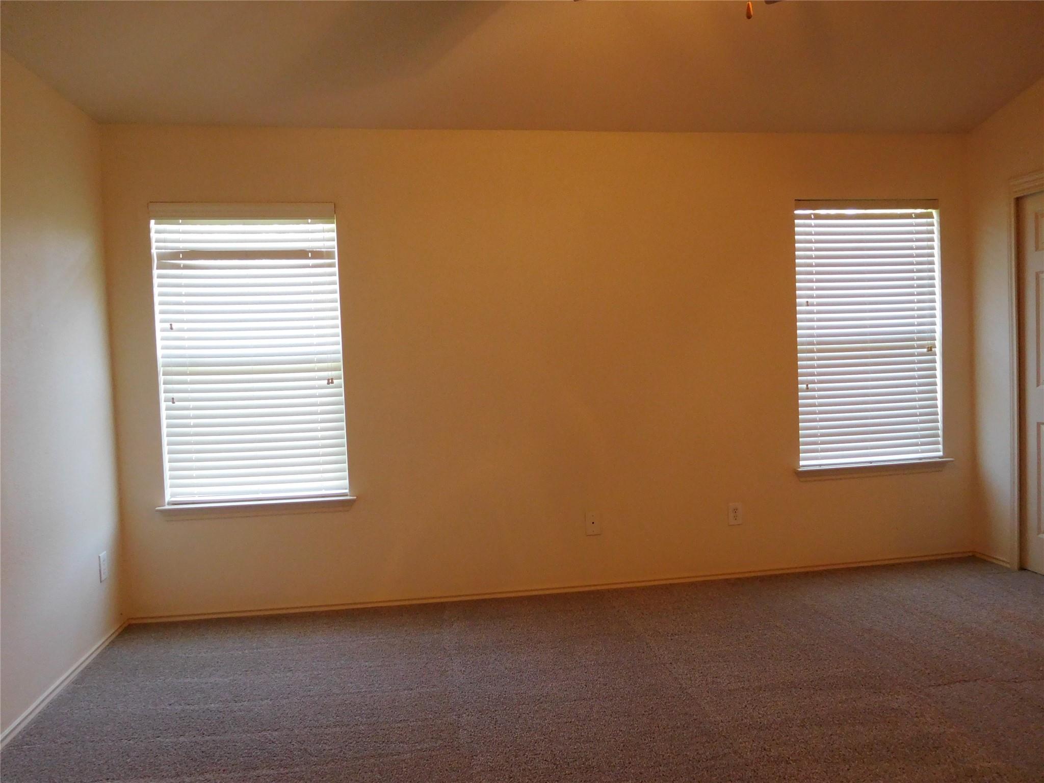 911 Middle Brook Dr, Leander, TX 78641