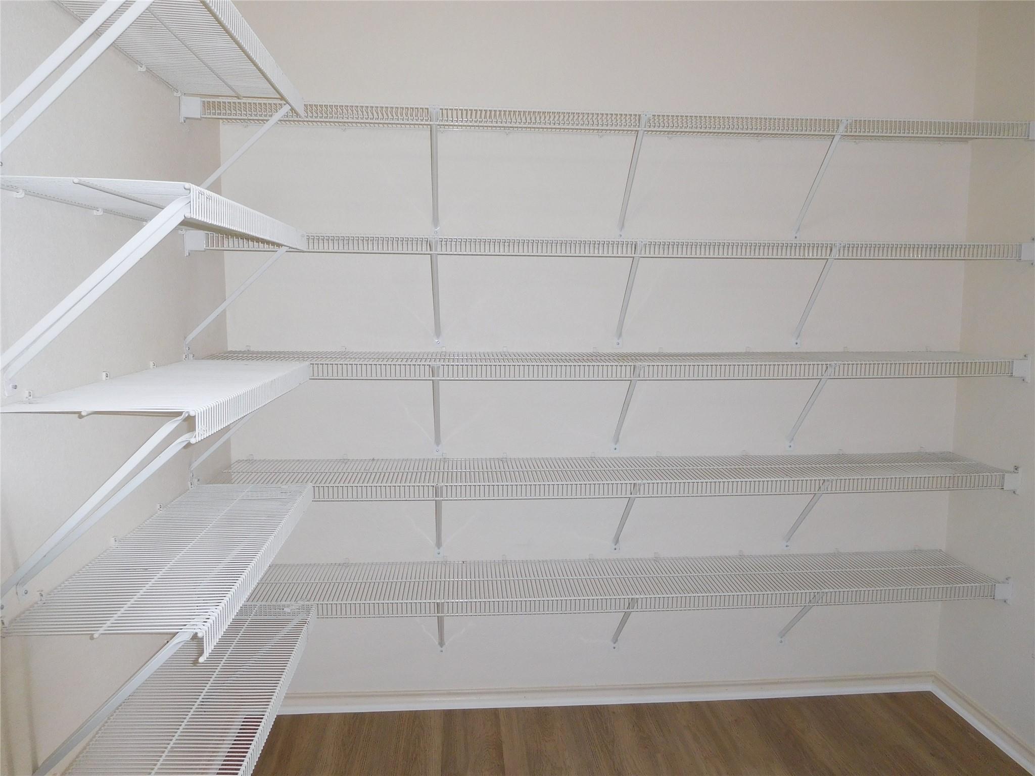 911 Middle Brook Dr, Leander, TX 78641