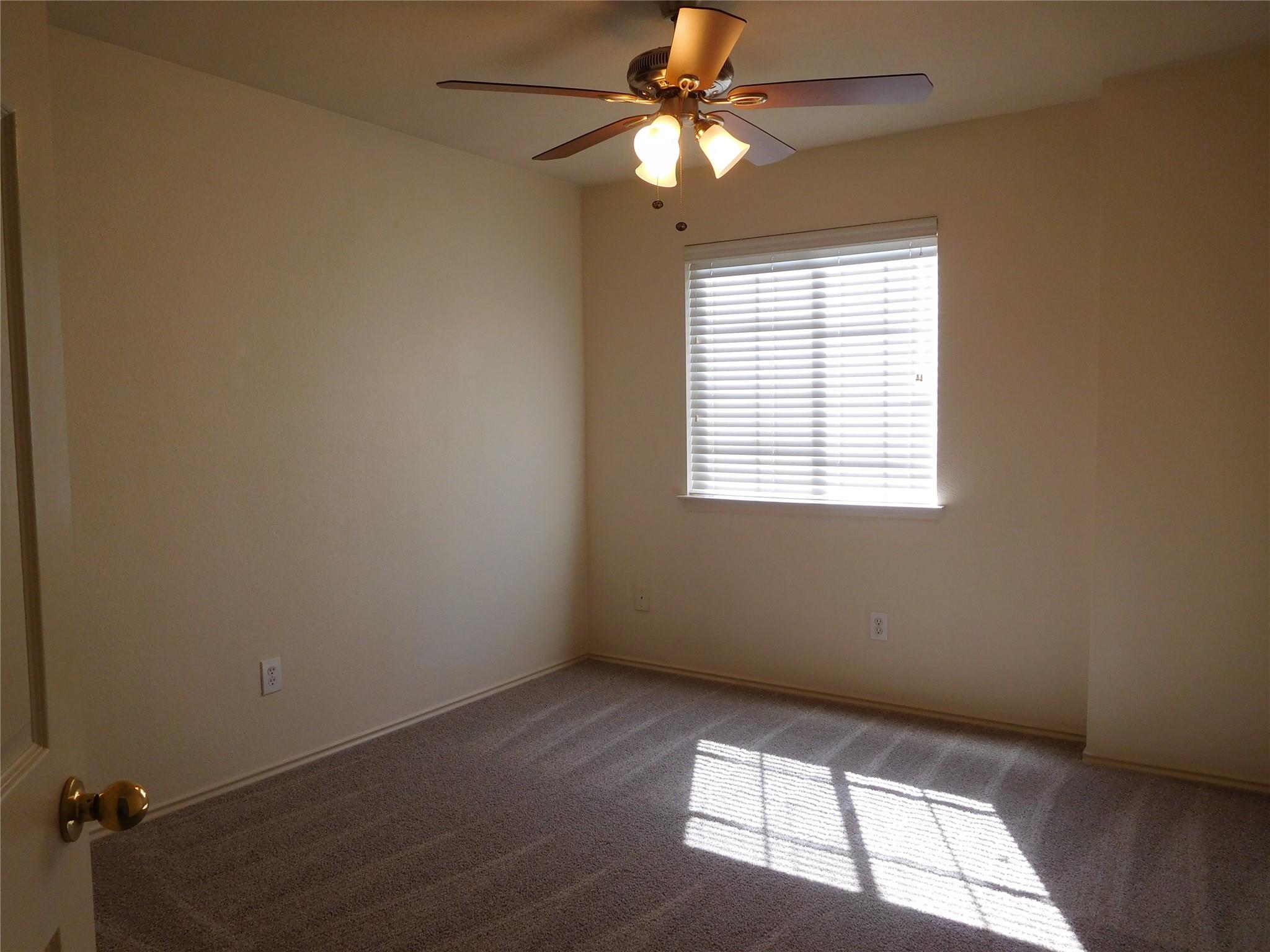 911 Middle Brook Dr, Leander, TX 78641