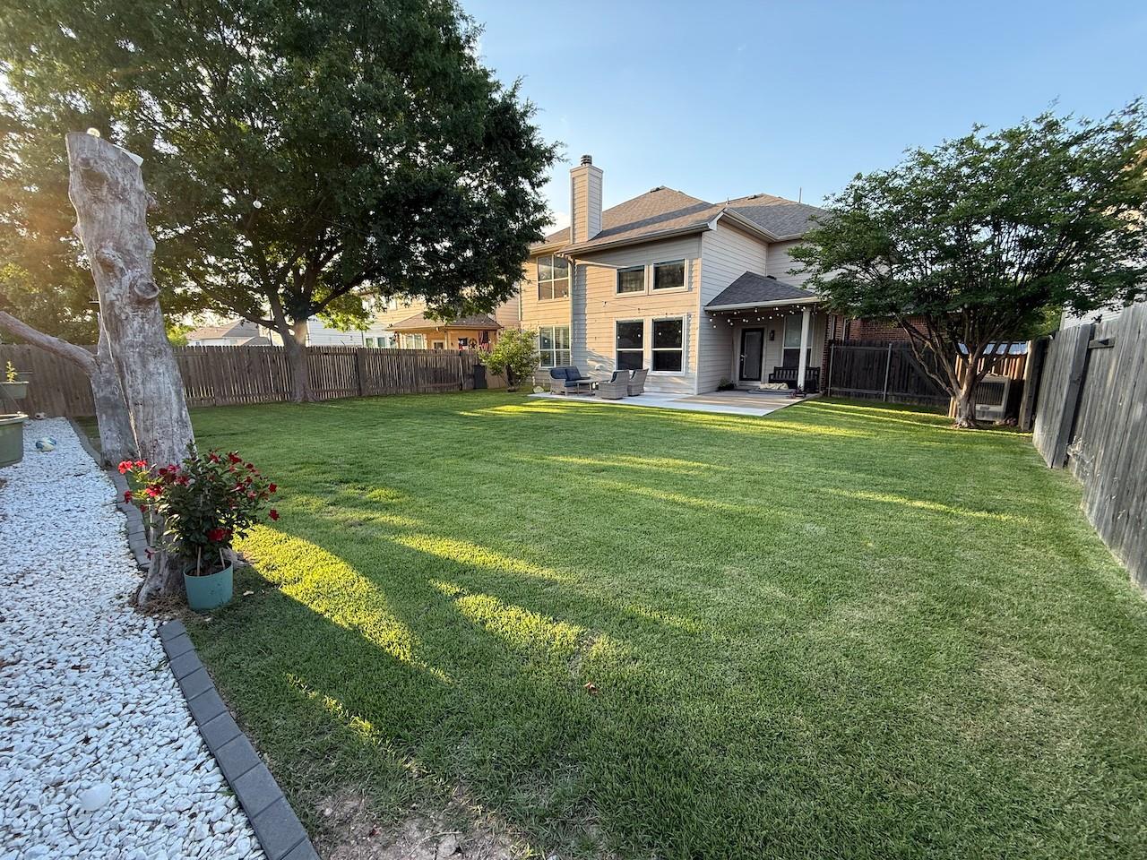 2817 Barefoot Ln, Round Rock, TX 78665
