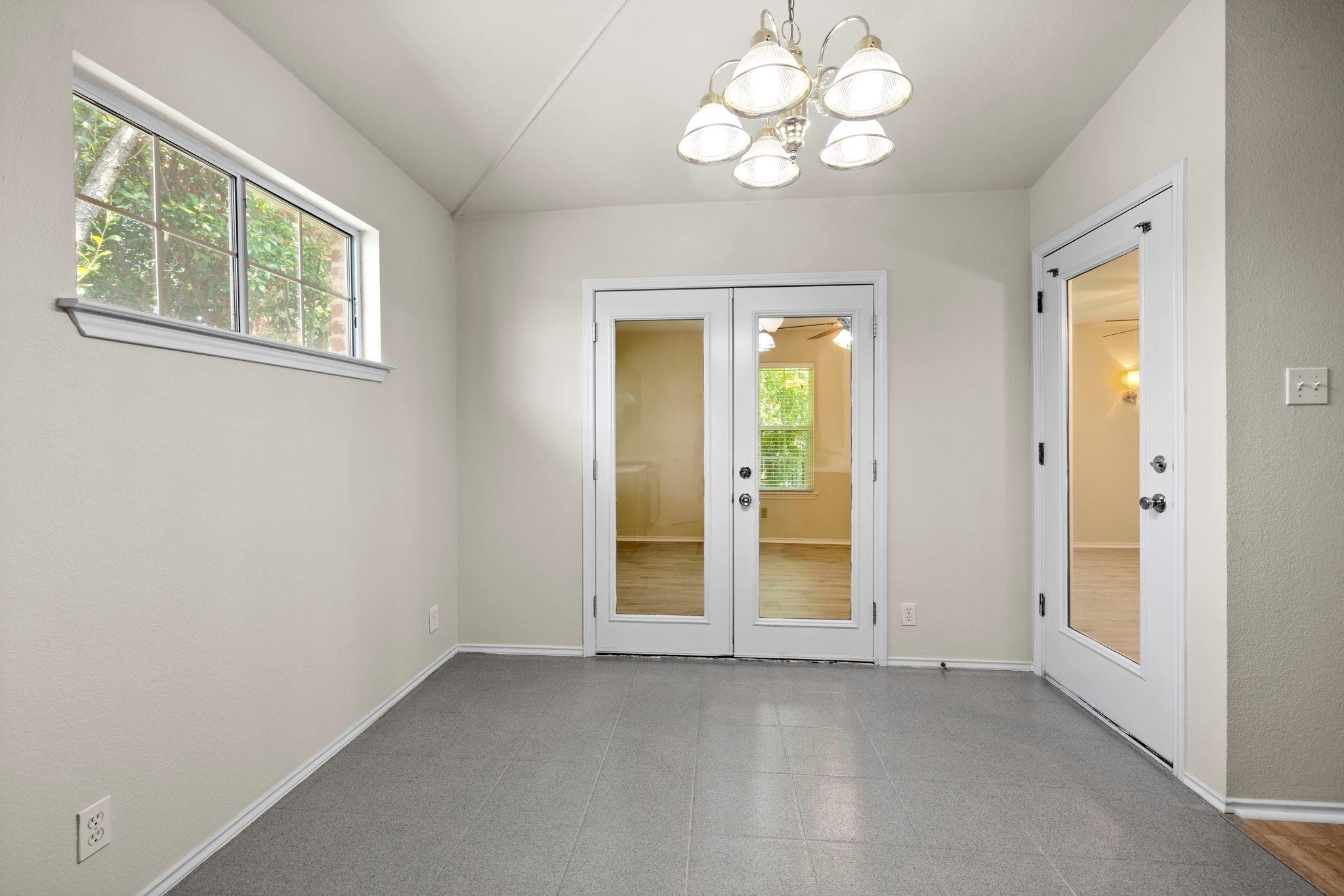 9628 Dalewood Dr, Austin, TX 78729