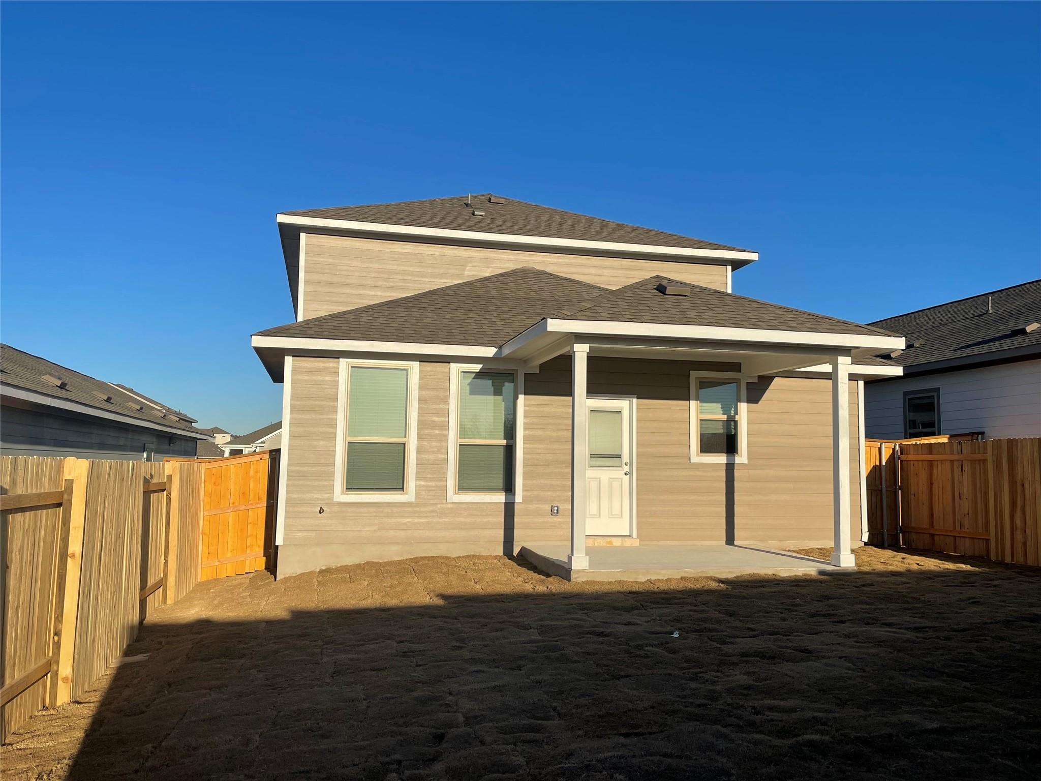 133 Old Stagecoach Rd, Jarrell, TX 76537