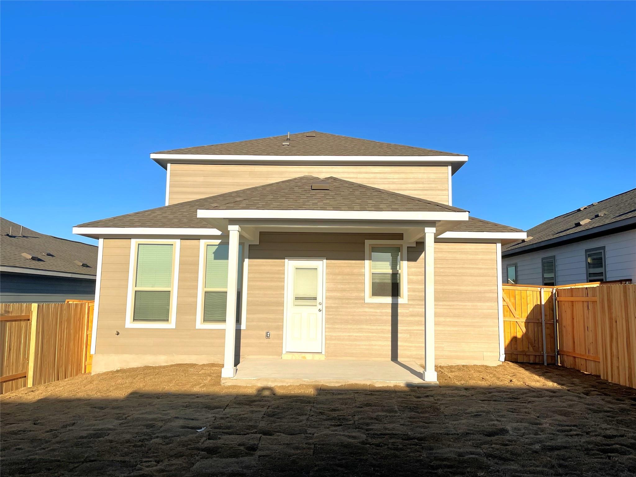 133 Old Stagecoach Rd, Jarrell, TX 76537