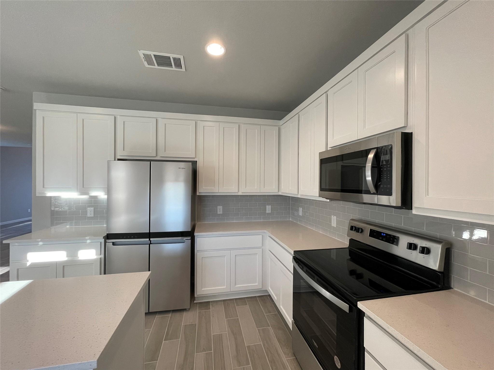 133 Old Stagecoach Rd, Jarrell, TX 76537