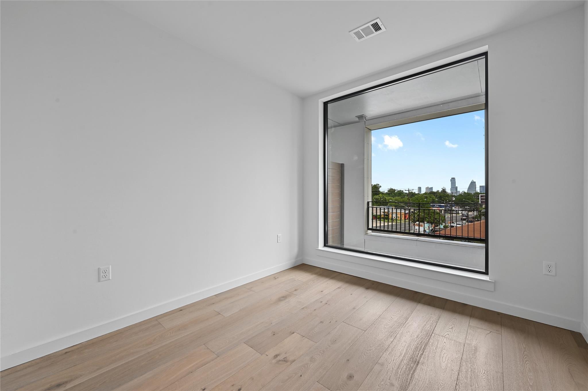 2209 S 1st St # 308, Austin, TX 78704