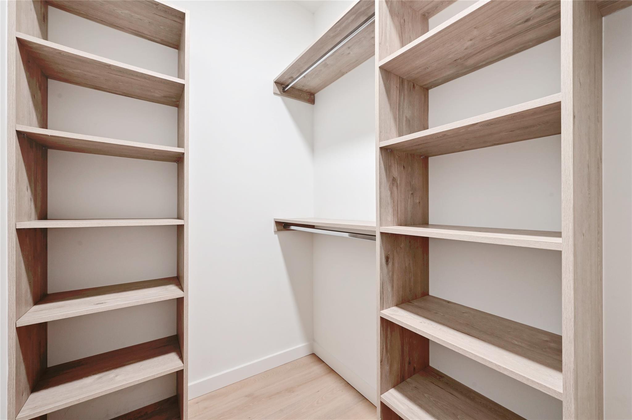 2209 S 1st St # 308, Austin, TX 78704