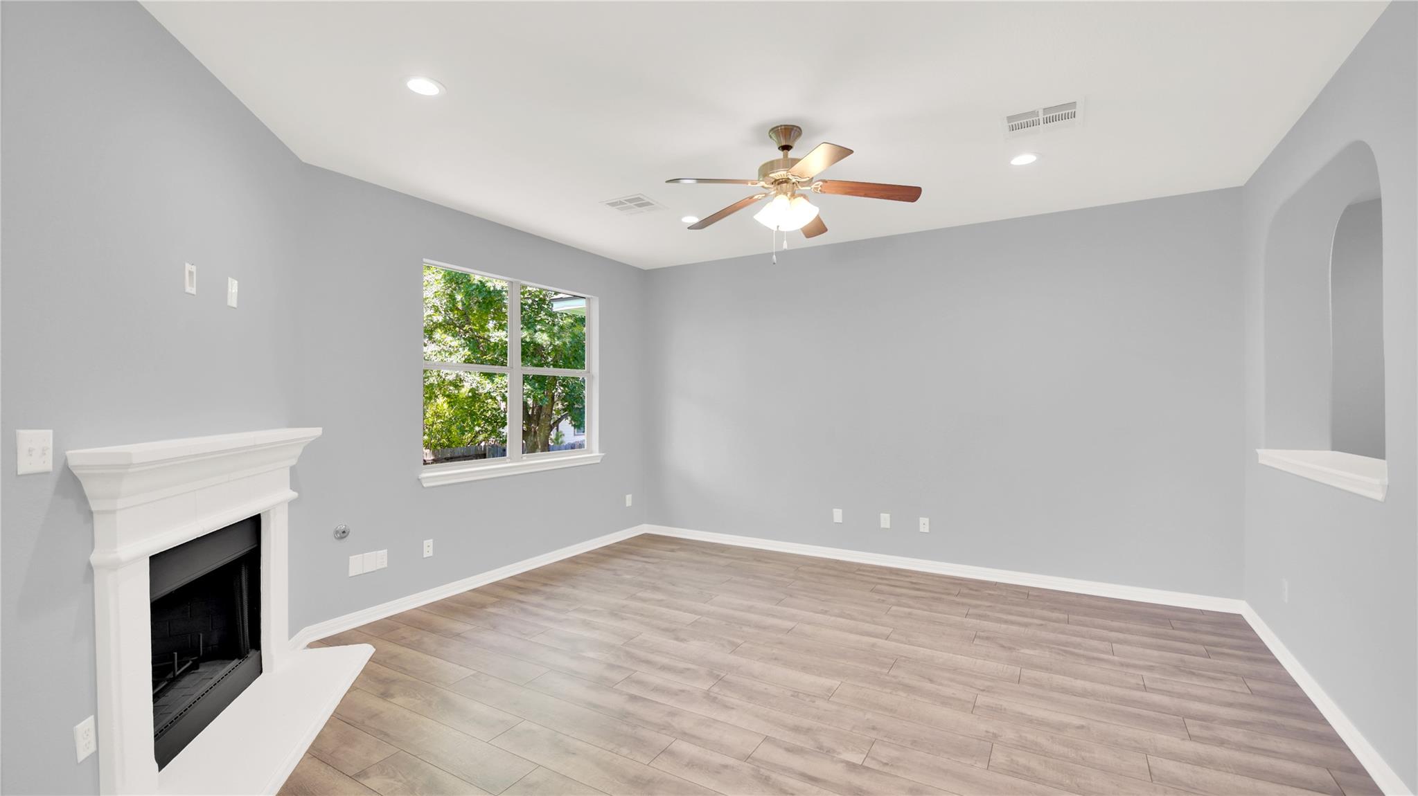 1086 Sussex Way, Round Rock, TX 78665