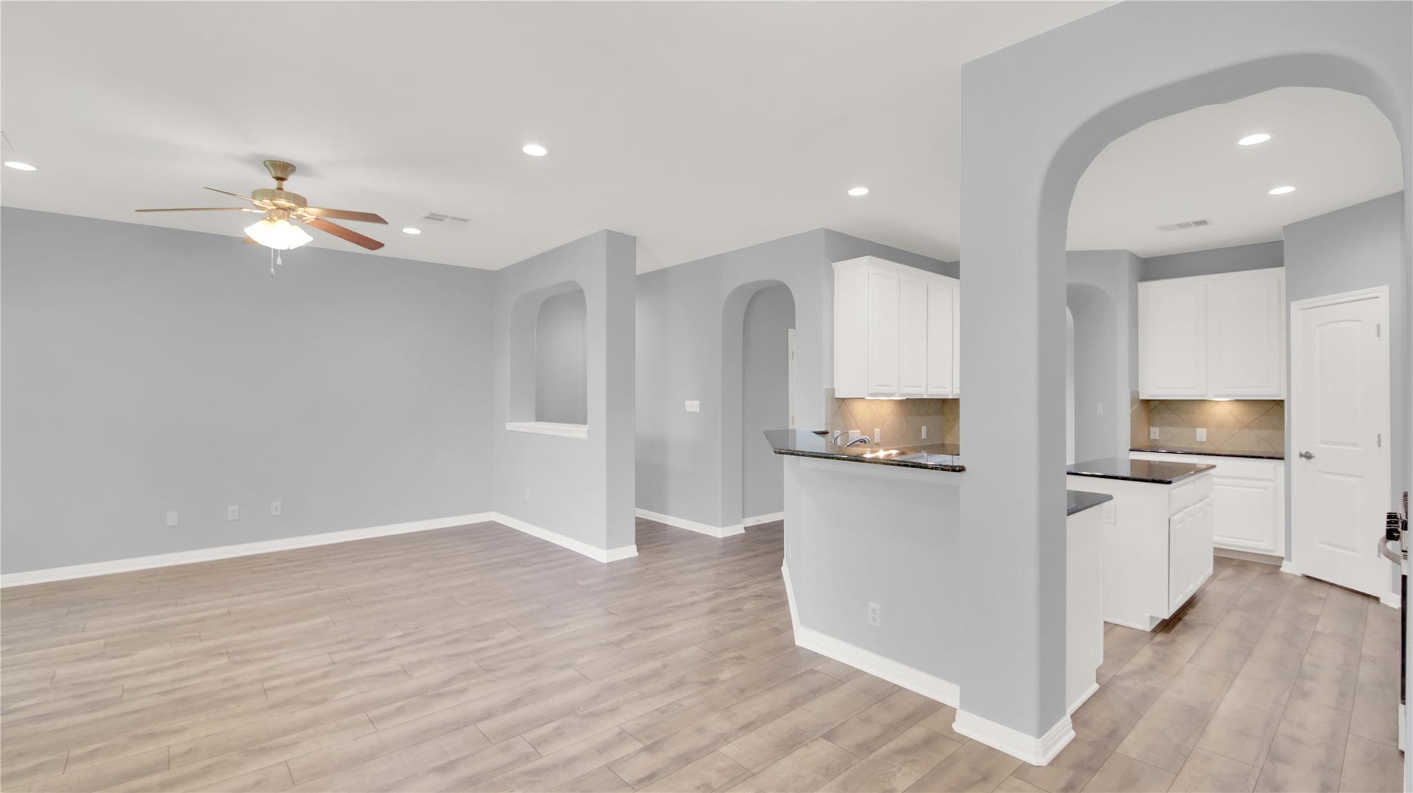 1086 Sussex Way, Round Rock, TX 78665