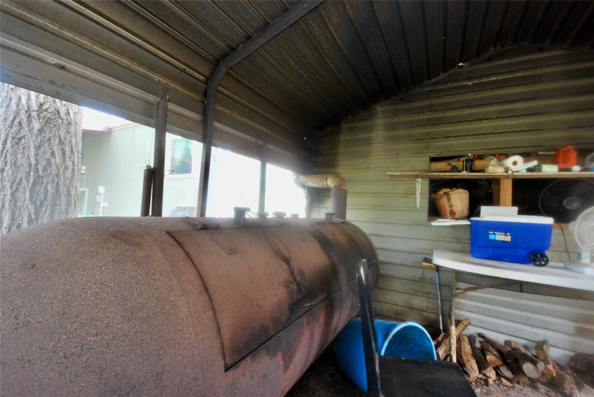12604 State Highway 95, Cistern, TX 78941