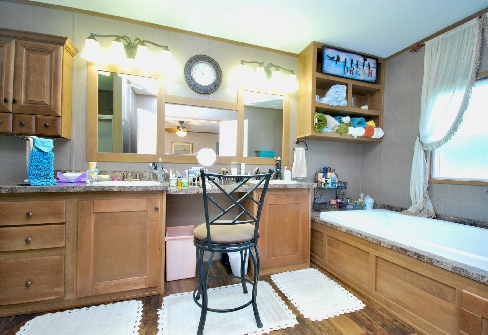 12604 State Highway 95, Cistern, TX 78941
