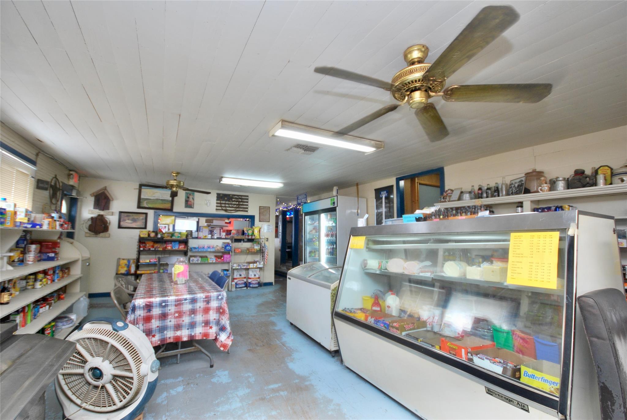 12604 State Highway 95, Cistern, TX 78941