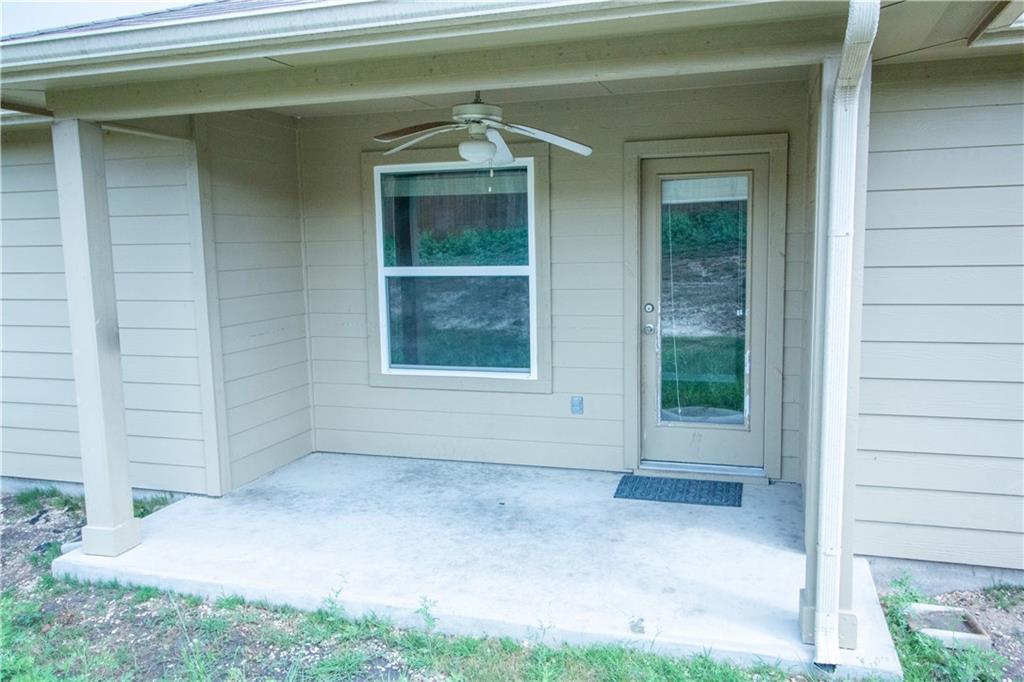 142 Leon River Loop, Hutto, TX 78634