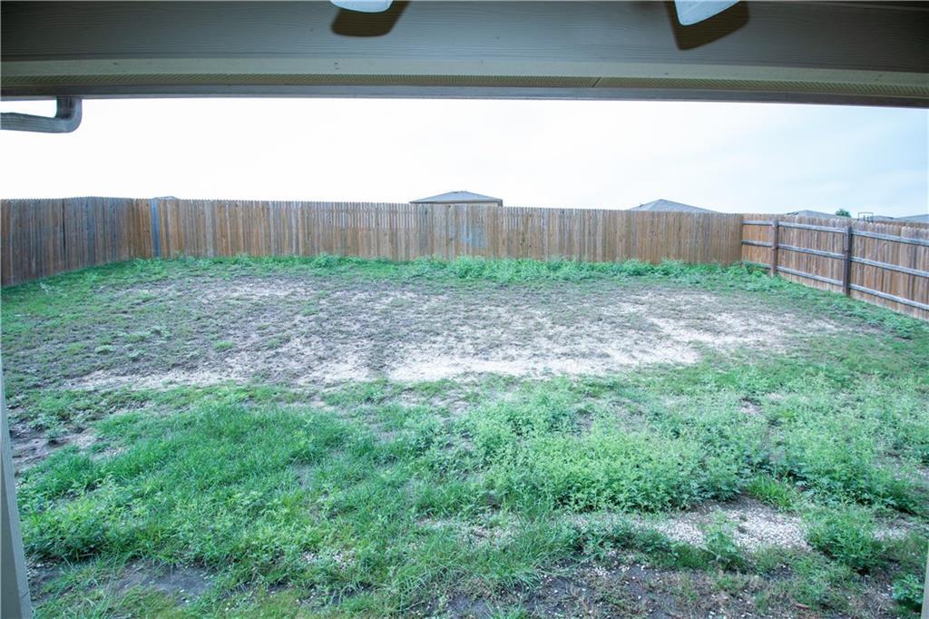 142 Leon River Loop, Hutto, TX 78634