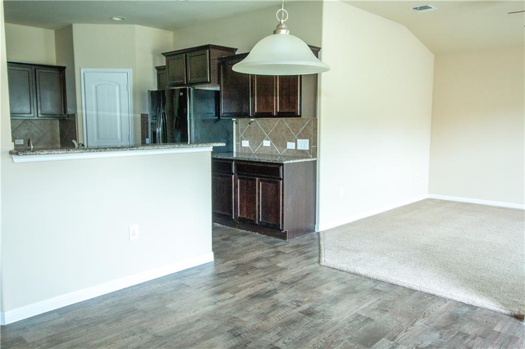 142 Leon River Loop, Hutto, TX 78634
