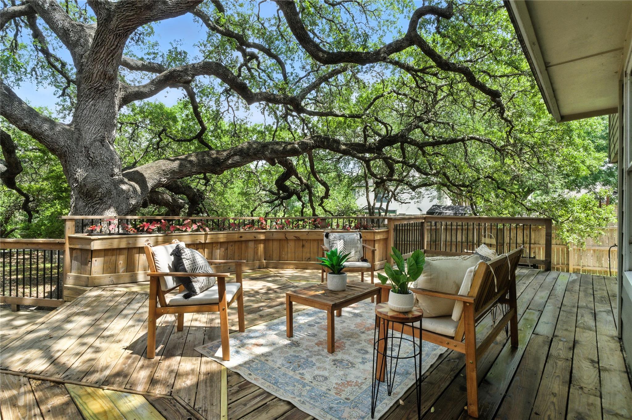 11003 Watchful Fox Dr, Austin, TX 78748