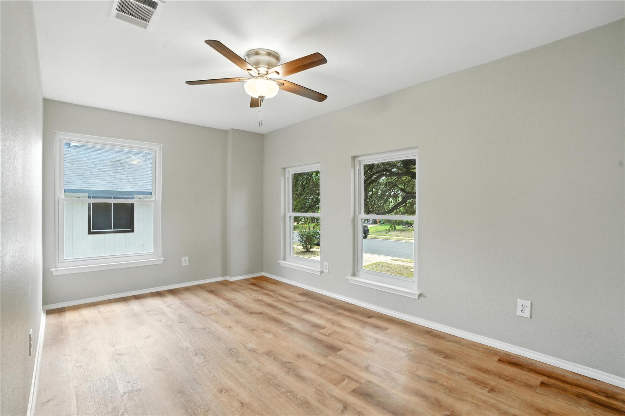 11003 Watchful Fox Dr, Austin, TX 78748