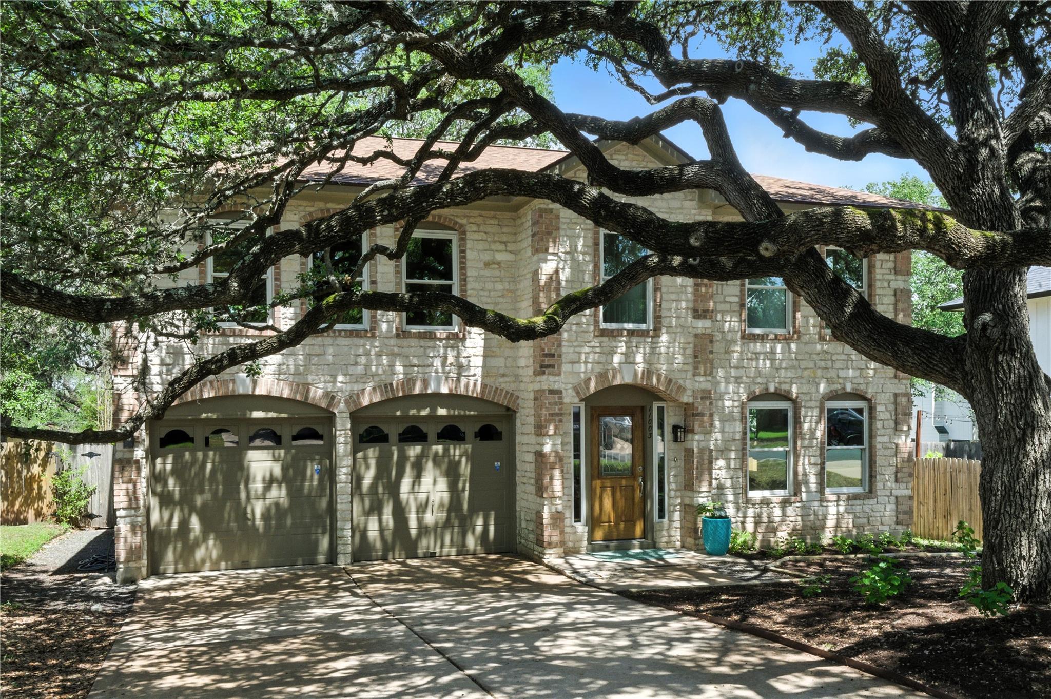 11003 Watchful Fox Dr, Austin, TX 78748