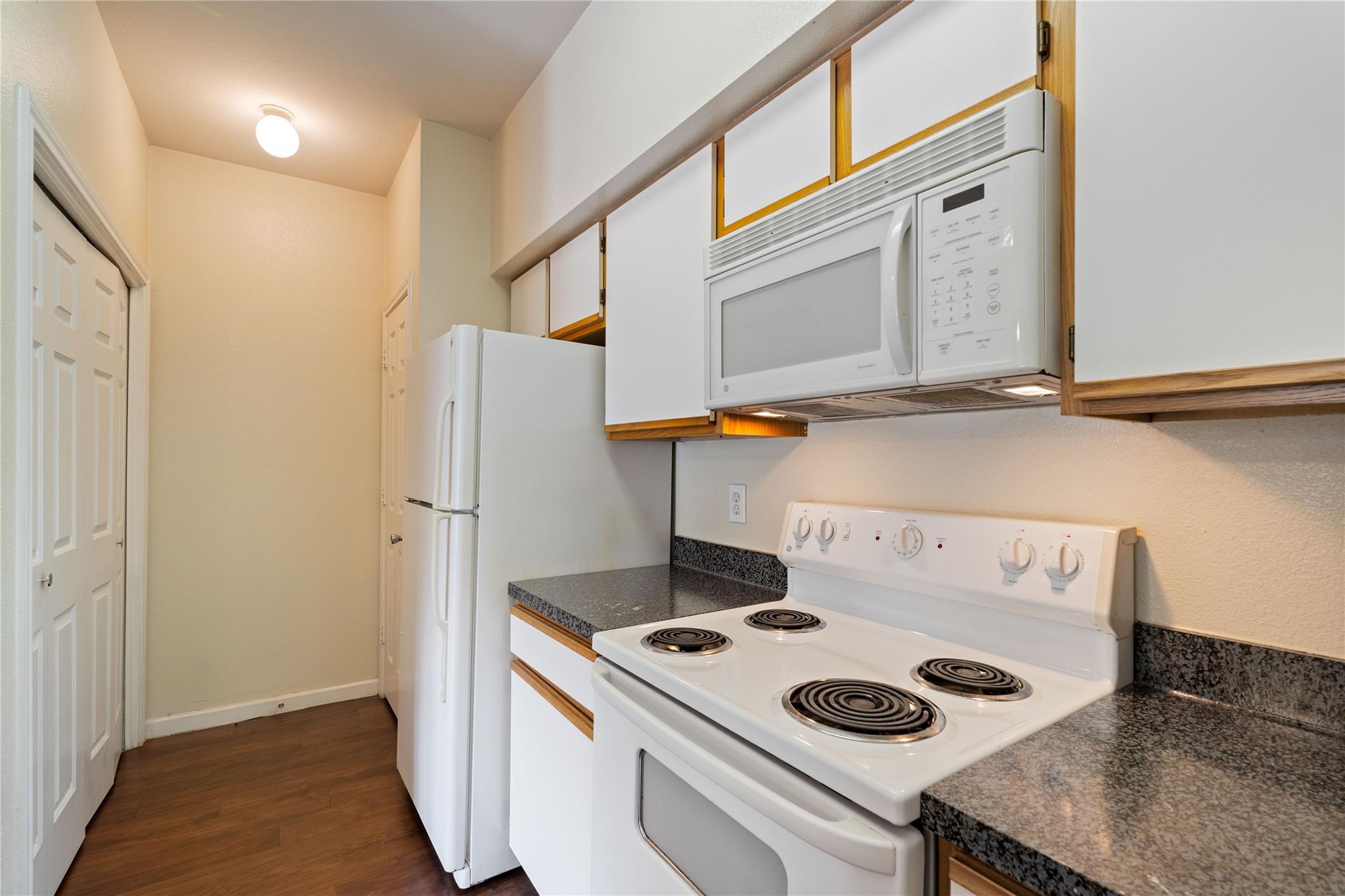 2320 Gracy Farms Ln # 812, Austin, TX 78758