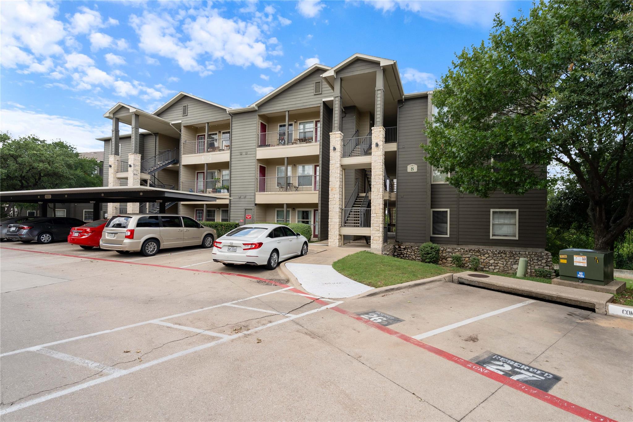 2320 Gracy Farms Ln # 812, Austin, TX 78758