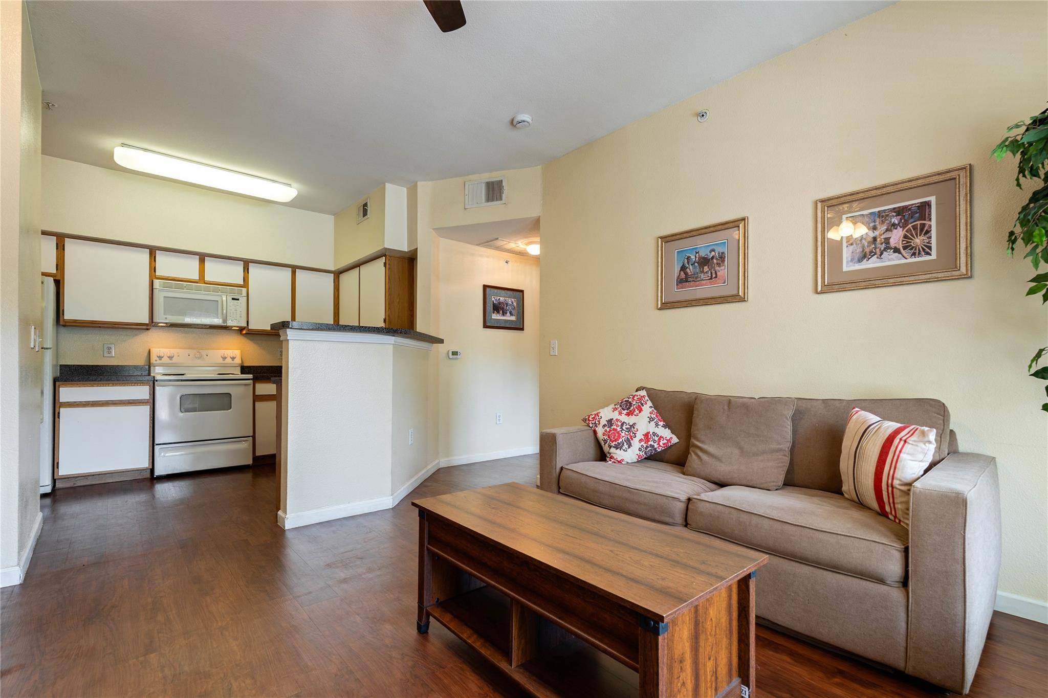 2320 Gracy Farms Ln # 812, Austin, TX 78758