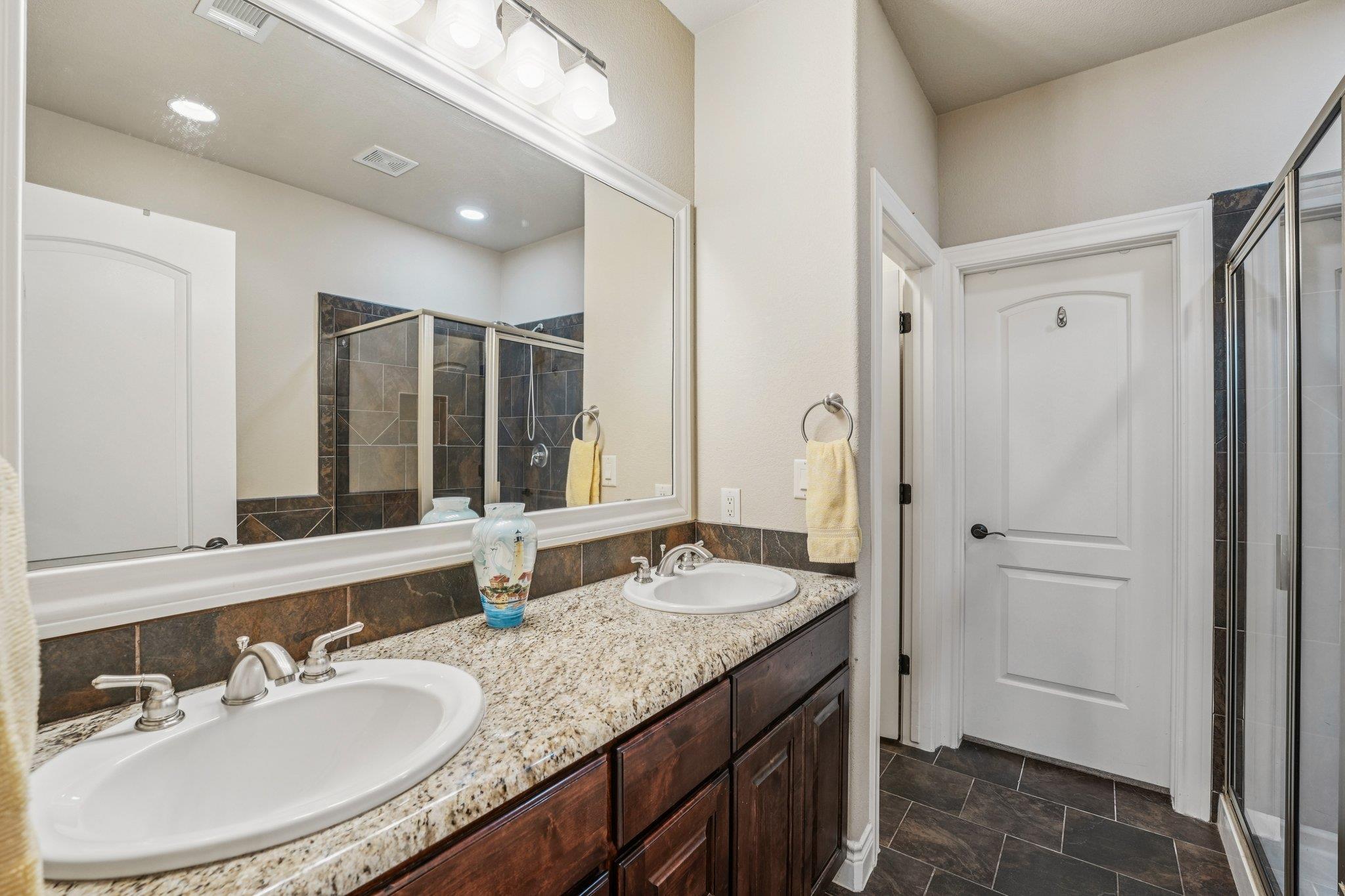 2010 American Dr # 2, Lago Vista, TX 78645
