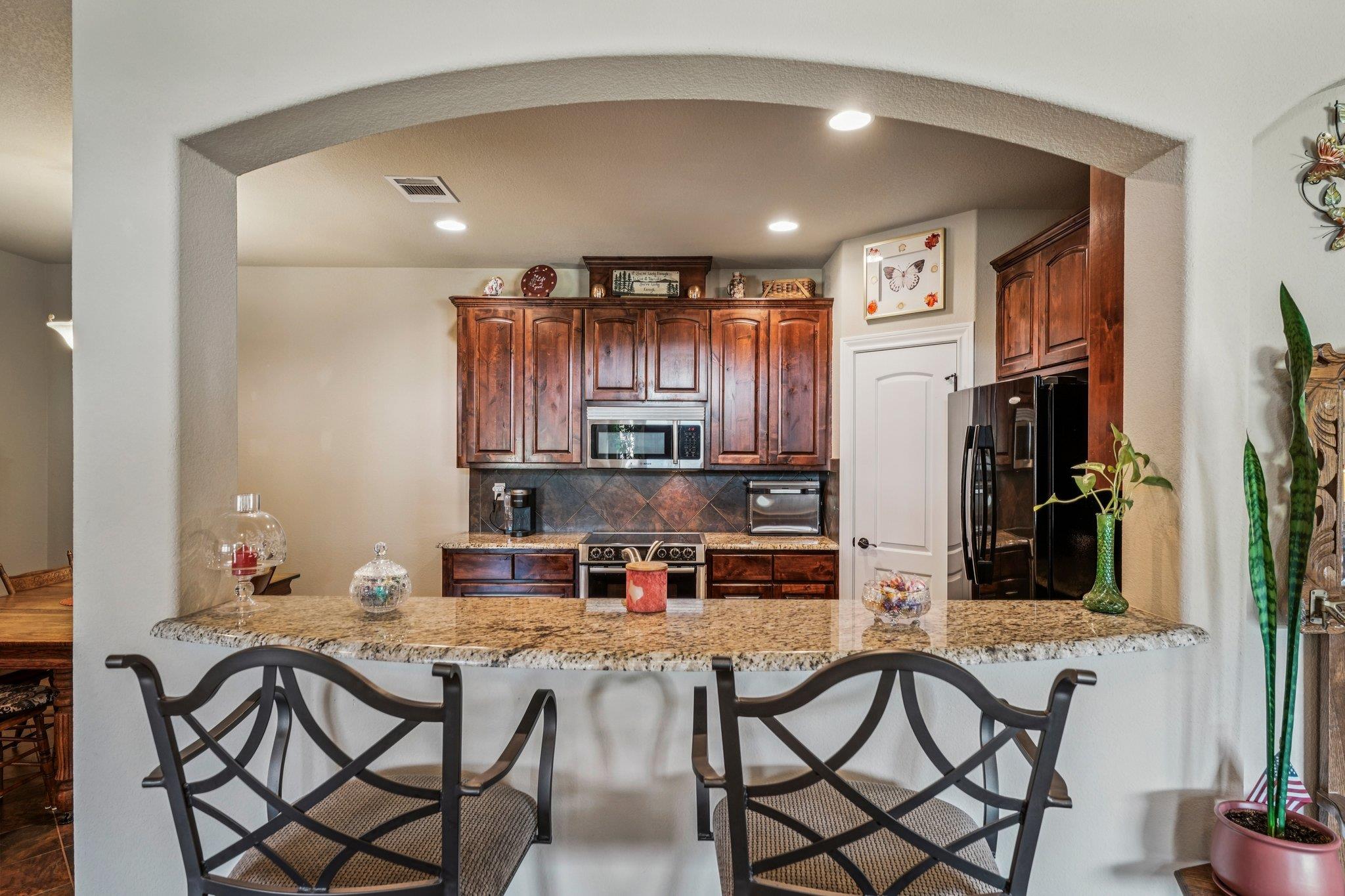 2010 American Dr # 2, Lago Vista, TX 78645
