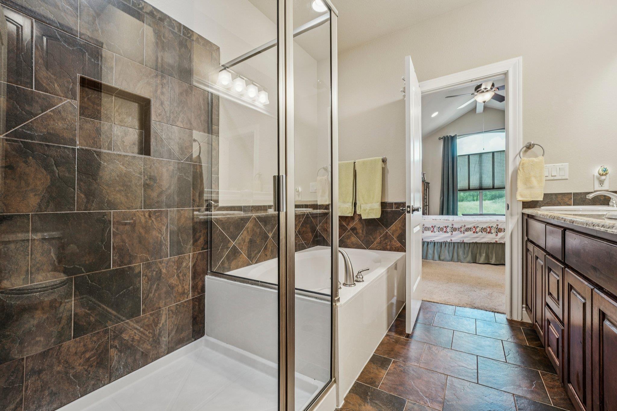 2010 American Dr # 2, Lago Vista, TX 78645
