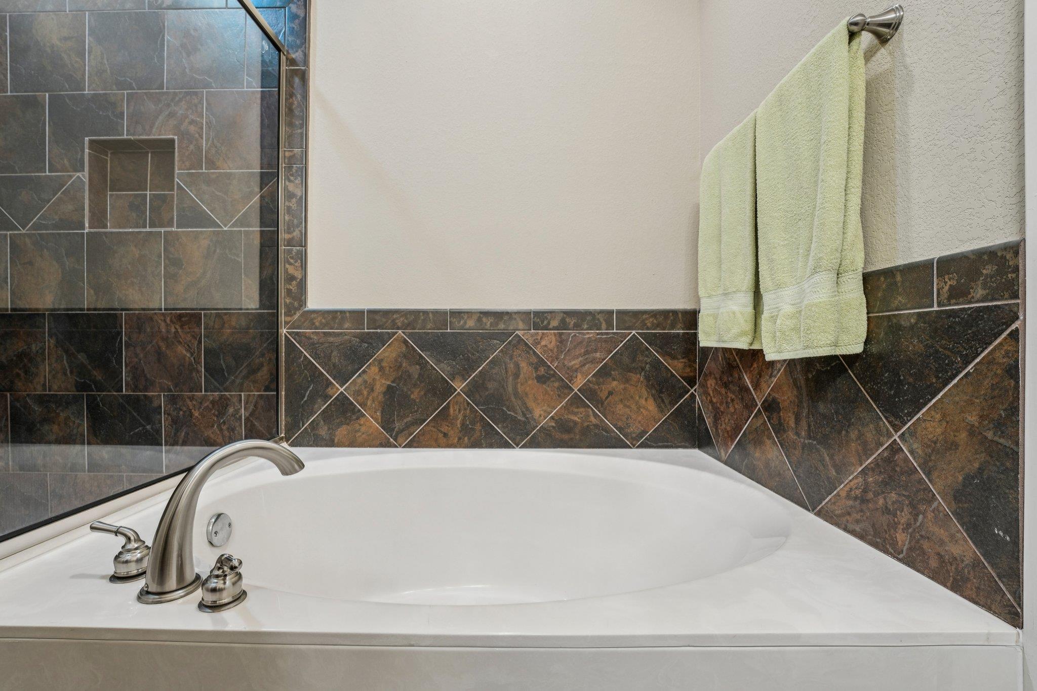 2010 American Dr # 2, Lago Vista, TX 78645