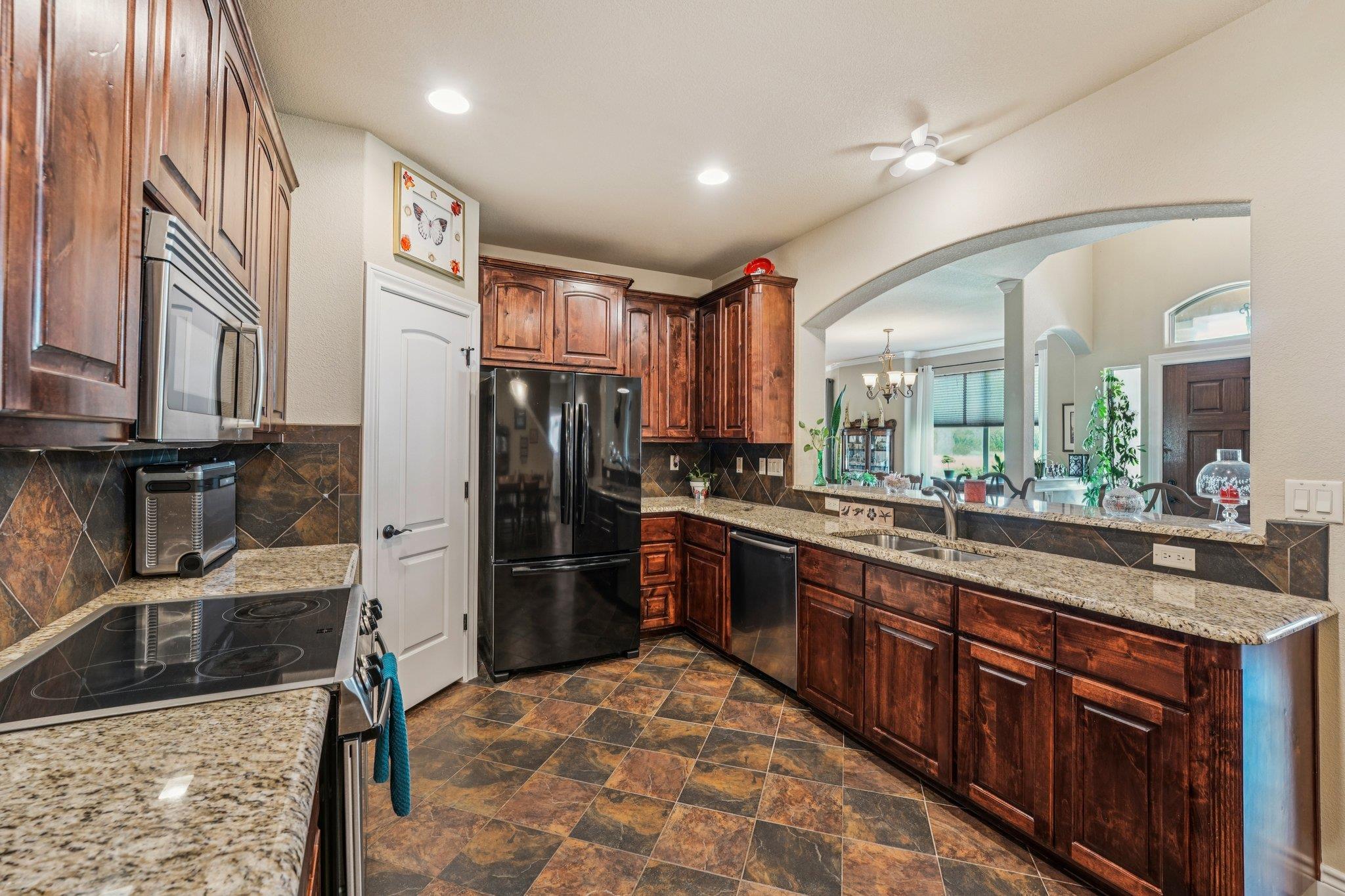 2010 American Dr # 2, Lago Vista, TX 78645